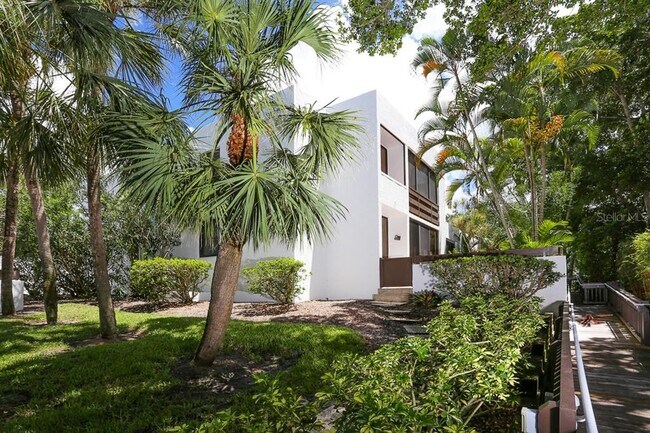 Building Photo - 618 Bayport Wy