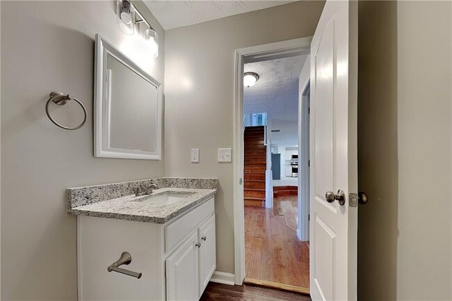 Building Photo - 2693 Austin Ridge Dr NE