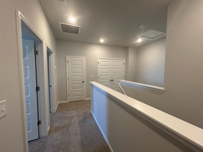 Building Photo - 762 Sturdy Root Pl