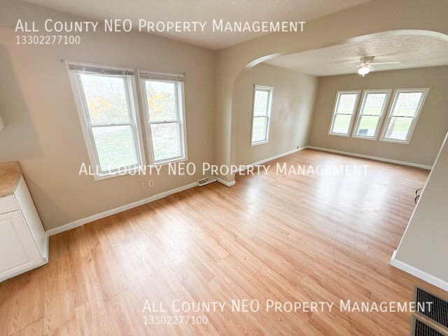 Building Photo - 1247 Grand Blvd