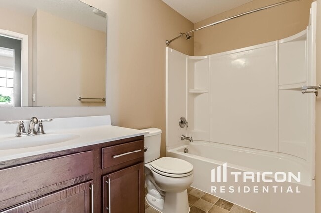 Building Photo - 14360 Parkside Ct NW