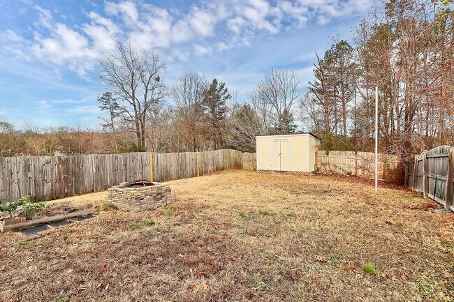 Building Photo - 3 Bed/2 Bath Home for RENT