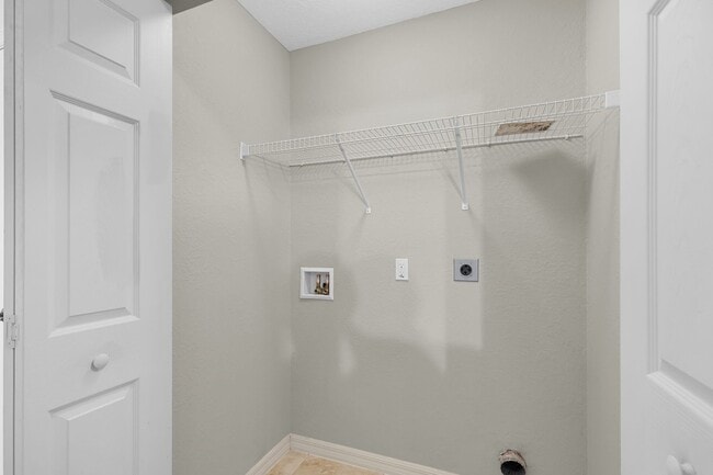 Building Photo - 3/2 Rental South of Ocala!