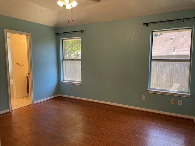 Building Photo - 8003 Willet Trail