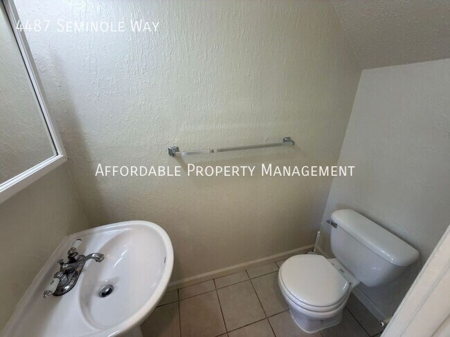 Building Photo - 4487 Seminole Way
