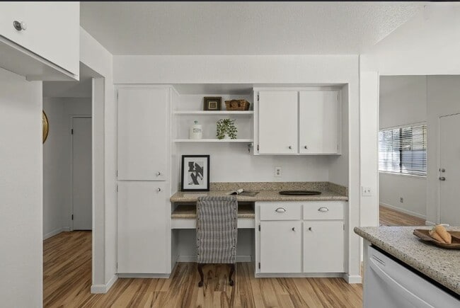 Building Photo - Beautifully Updated 3-Bedroom Home Near Cottle Park
