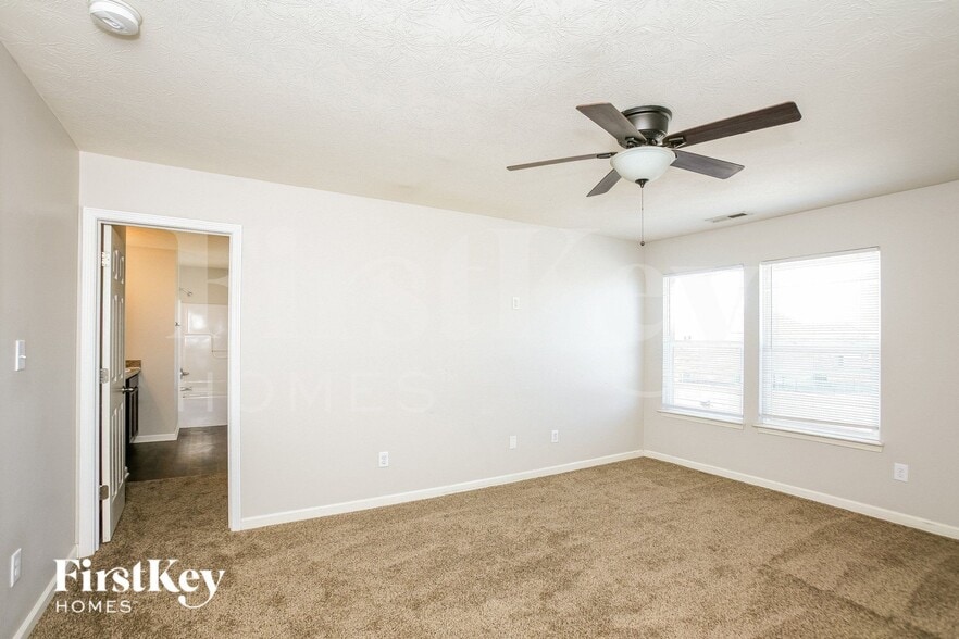 Building Photo - 2871 Beethoven Ave