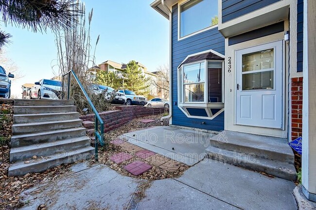 Building Photo - 2436 W 82nd Pl