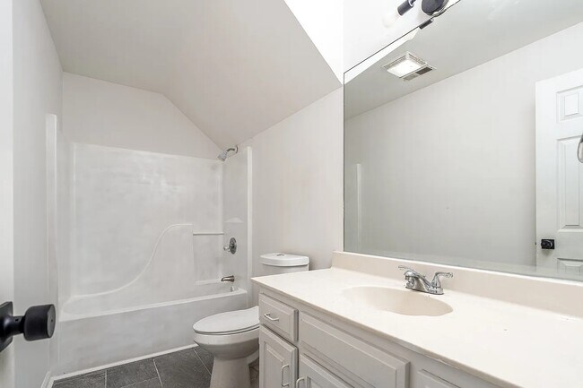Building Photo - 2718 Buckner Ln