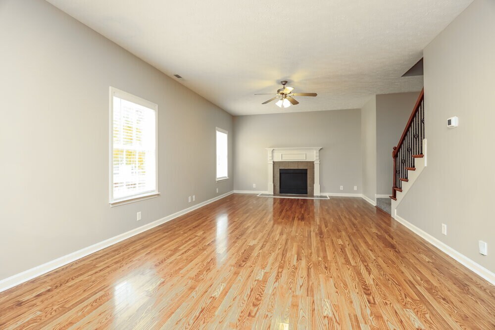 Building Photo - 1260 Lasalle Dr