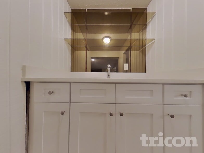 Building Photo - 1527 Flat Rock Rd