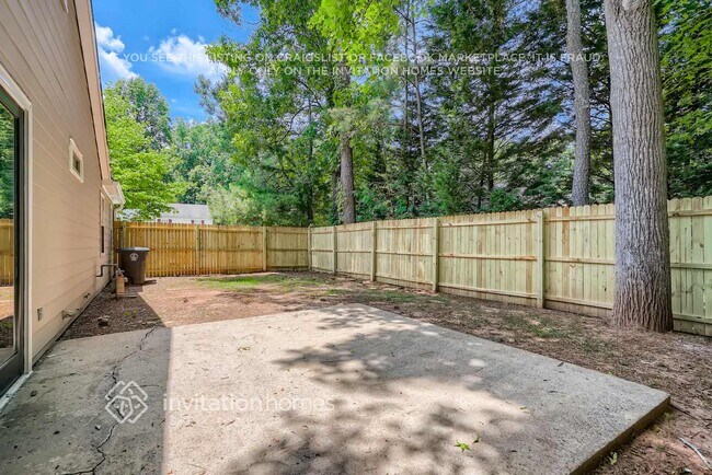 Building Photo - 7470 Hunters Ridge Dr