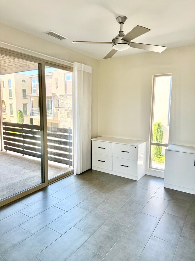 Building Photo - Amazing New Home at Civita