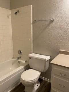 Building Photo - 6621 N Park Dr