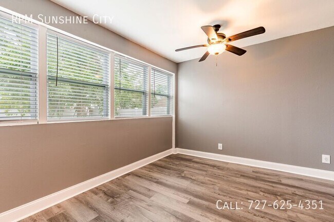 Building Photo - 2017 Ocean View Pl