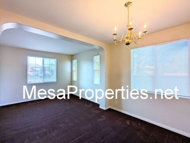 Building Photo - 15529 Bow String St
