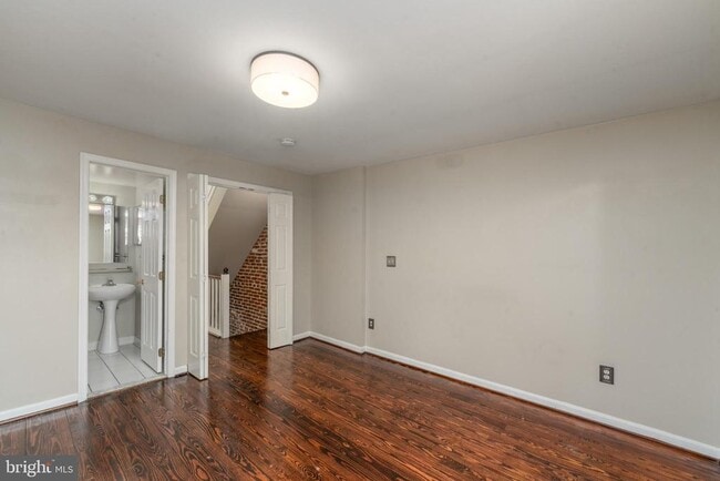 Building Photo - 110 Birckhead St