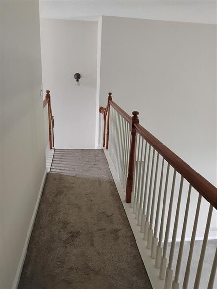 Building Photo - 807 Sylvania Ct SE