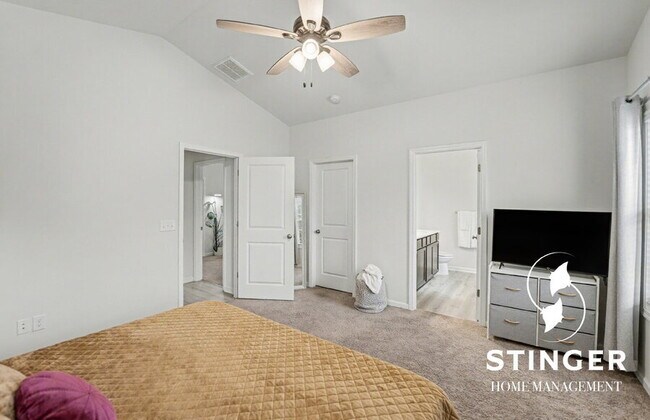 Building Photo - 198 Great Bend Dr