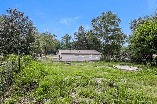 Building Photo - 2913 22nd Ave