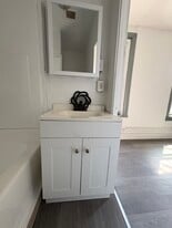 Building Photo - 942 Franklin St