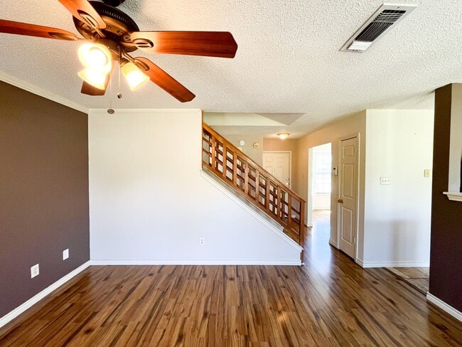 Building Photo - Available NOW!!!! Gorgeous 2 story, 3 bedroom, 2.5 bath, 2 car garage home with garage door opene...