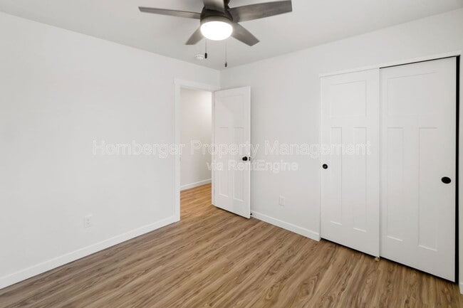 Building Photo - 2715 E Columbia Ave