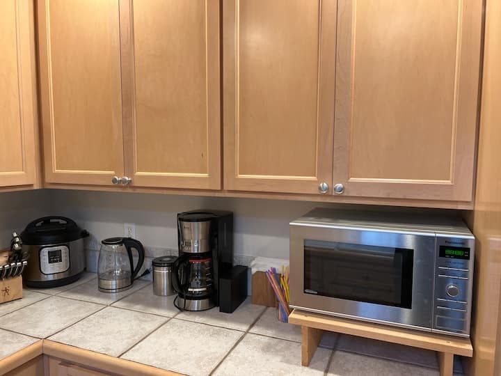 Building Photo - 4135 Chilberg Ave SW