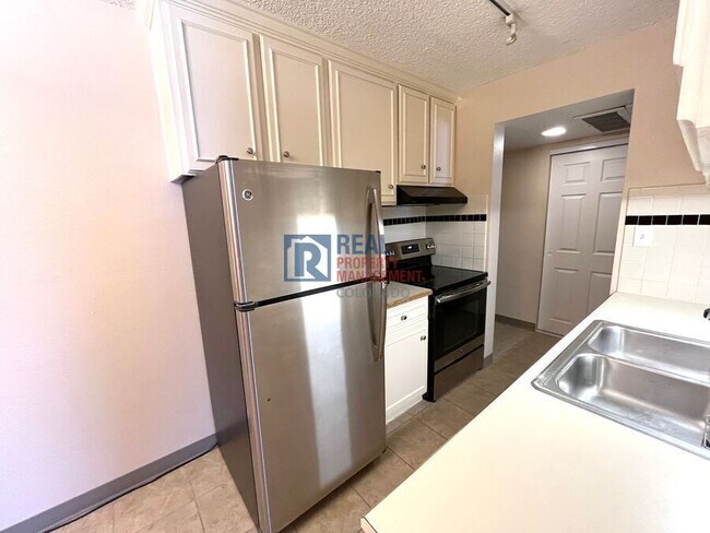 Building Photo - 7755 E Quincy Ave