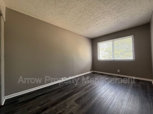 Building Photo - 1215 E Street-5