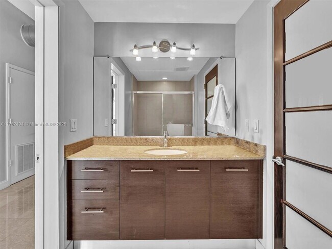 Building Photo - 3029 NE 188th St