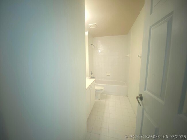Building Photo - 8214 Prestige Commons Dr