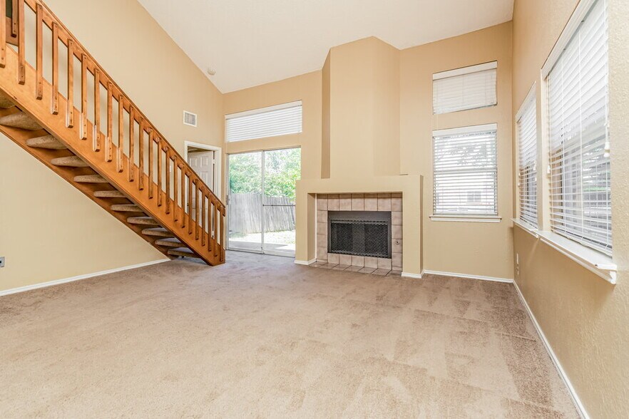 Building Photo - 1214 Lone Wolf Trail