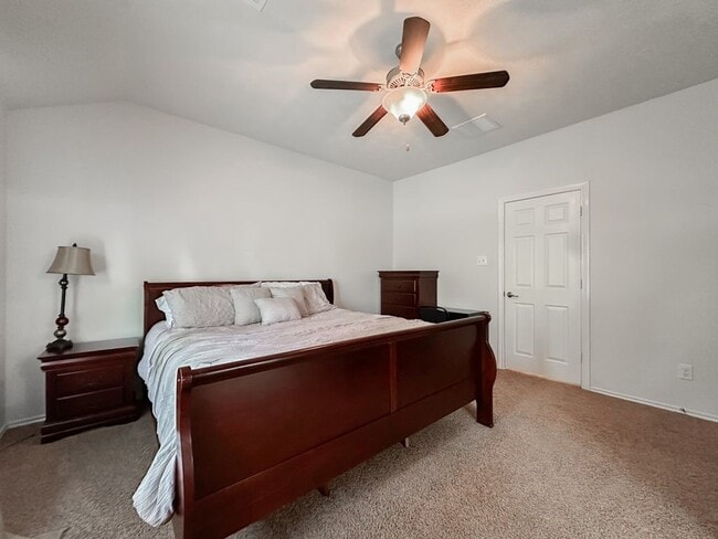 Building Photo - 3 Fairlee Ct