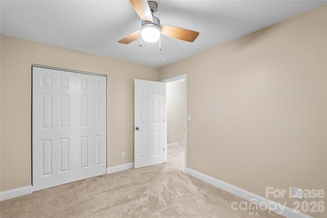 Building Photo - 697 Rebecca Jane Dr
