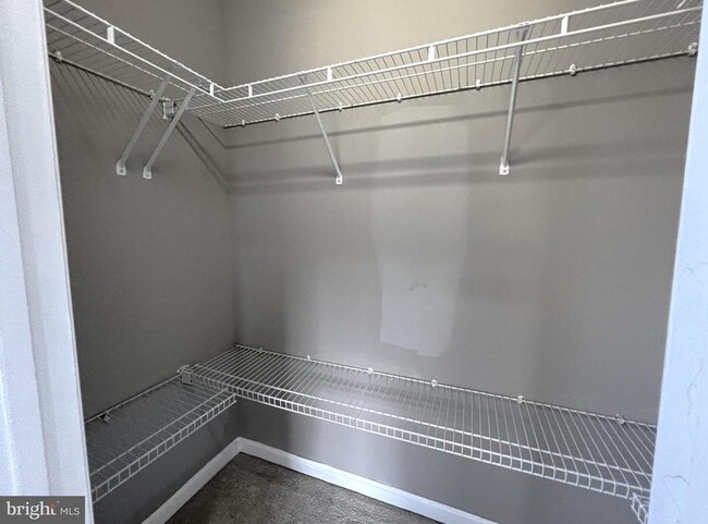 Building Photo - 13611 Acorn Hunt Pl