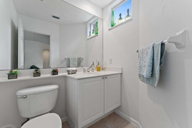 Building Photo - 155 Sunset Bay Dr