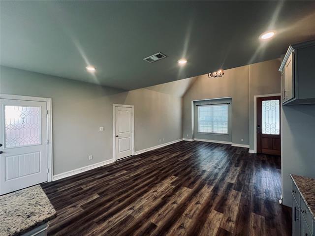 Building Photo - 2305 Bourland St