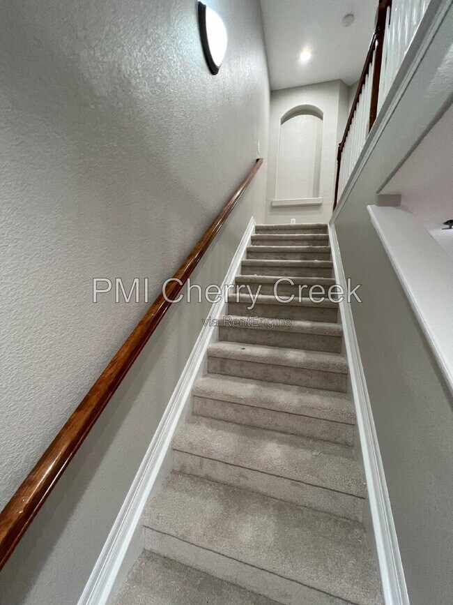 Building Photo - 9256 Kornbrust Dr