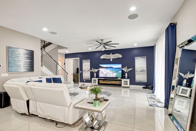 Building Photo - 8952 Cypress Grove Ln