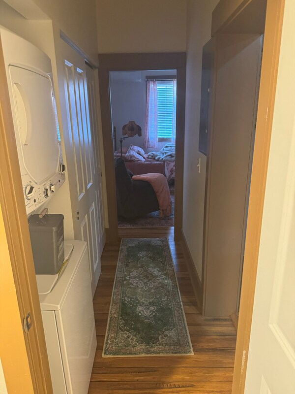 Building Photo - 201 Mulberry St