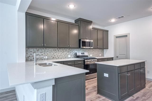 Building Photo - 692 Vista Oaks Rd