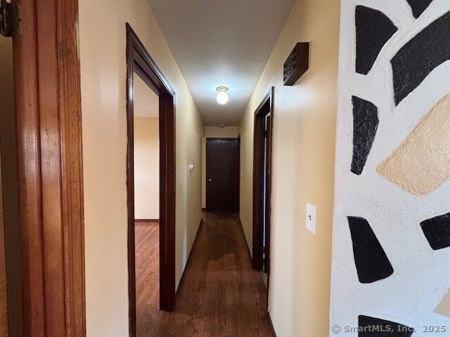 Building Photo - 111 Parkview Ave