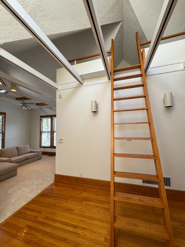 Building Photo - 814 N Park Ave