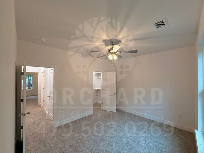 Building Photo - Bella Vista Single-Family Home- 2 Bed/ 2 Bath with Hobby Room- Stunning Ellison Plan