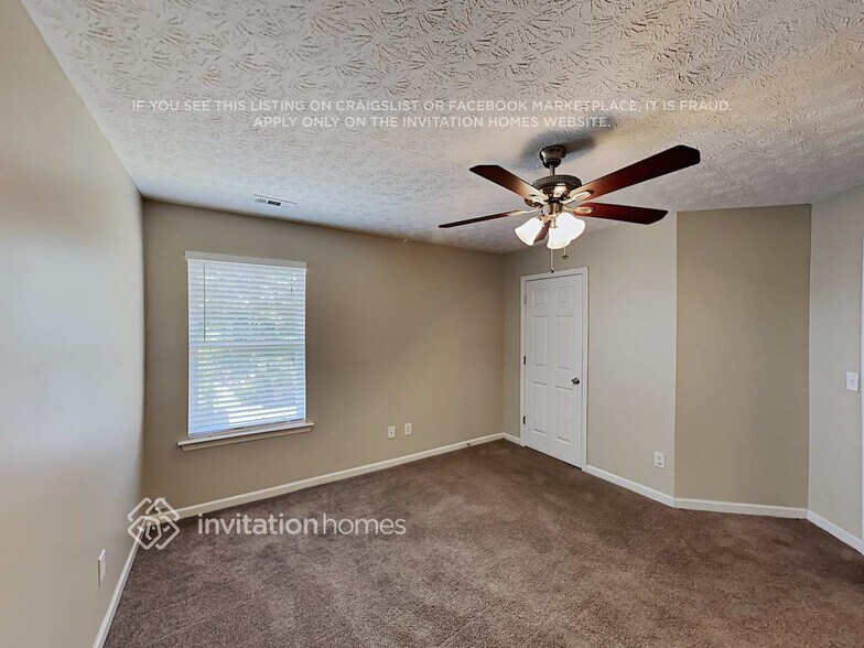 Building Photo - 4612 Legacy Square