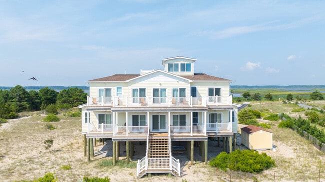 Primary Photo - 29331 Clifton Shores Dr
