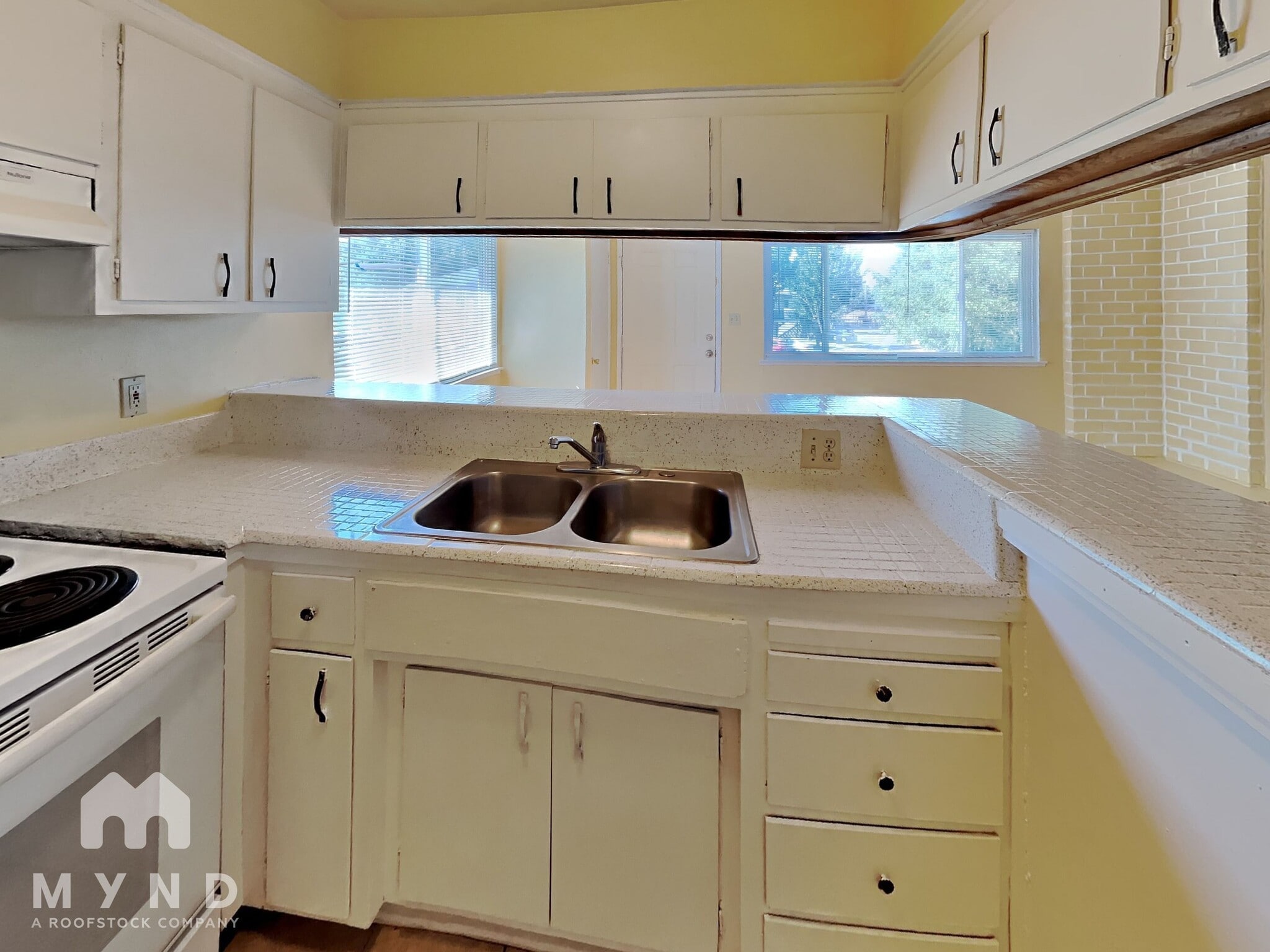 Building Photo - 4137 Apostolo Cir