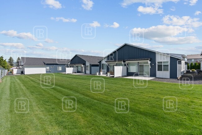 Primary Photo - 714 N Arties Rd