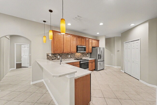 Building Photo - 2056 Clapper Tr